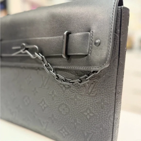 Louis Vuitton Monogram Taurillon Pochette Steamer - Picture 3 of 13